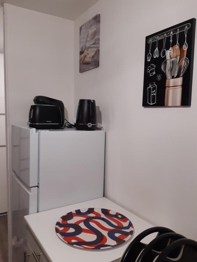 Joli Appartement T2 Agglo Troyes Sainte-Savine エクステリア 写真